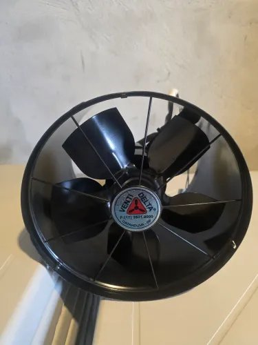 Vendo exaustor novo muito potente VENTI-DELTA NOVO 