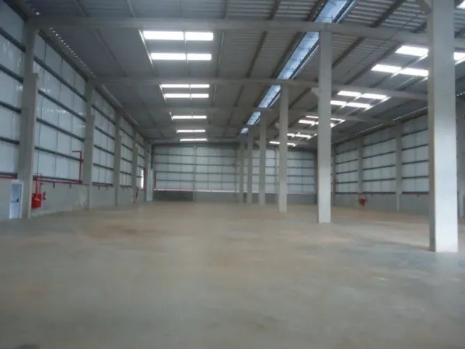 Galpão Industrial para Locação em Itatiba-SP, Distrito Industrial Alfredo Relo: 2 Salas, 2