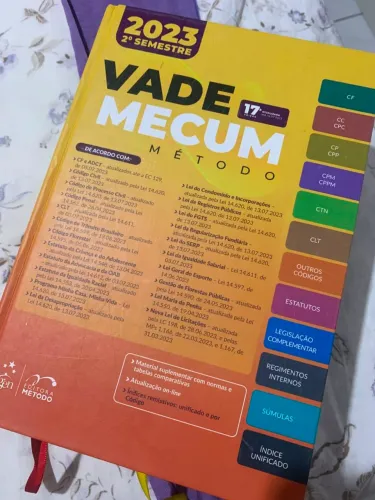 VADE MECUM - EDIÇÃO 17° (2023) EM BOM ESTADO!