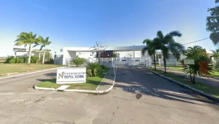Condomínio Nova York - Lote/Terreno 200 m², pronto para construir por 174.999,00