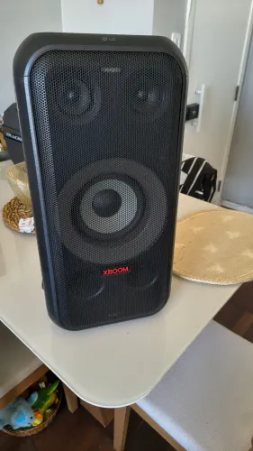 Caixa de Som LG XBOOM XL5S 200W Bluetooth com Bateria e LED