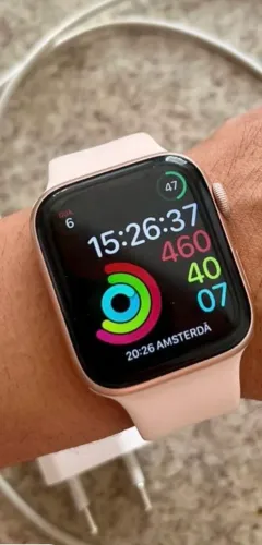 Relógio da Apple rosé