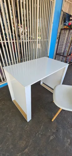 mesa escrivania com cadeira semi nova ENTREGA GRÁTIS