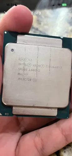 Processadores Intel Xeon E5-2666 v3 + E5-2640 v3