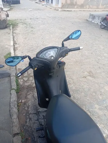 Honda/Biz 100 ES/ Cor Preta/ combustível>Gasolina.<br>Ano: 2014?<br>Modelo: 2014?
