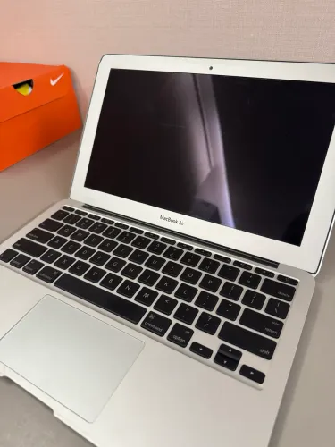 MacBook Air 13? Apple A1370 - Não Funciona - Leia a Descrição