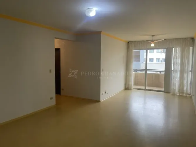 Apartamento 03 Dormitórios - Zona 07