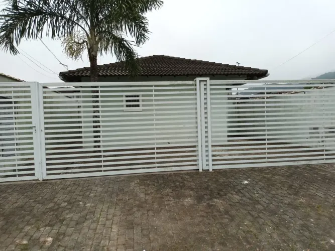 CASA DE CONDOMÍNIO - Solemar (Praia Grande/SP)