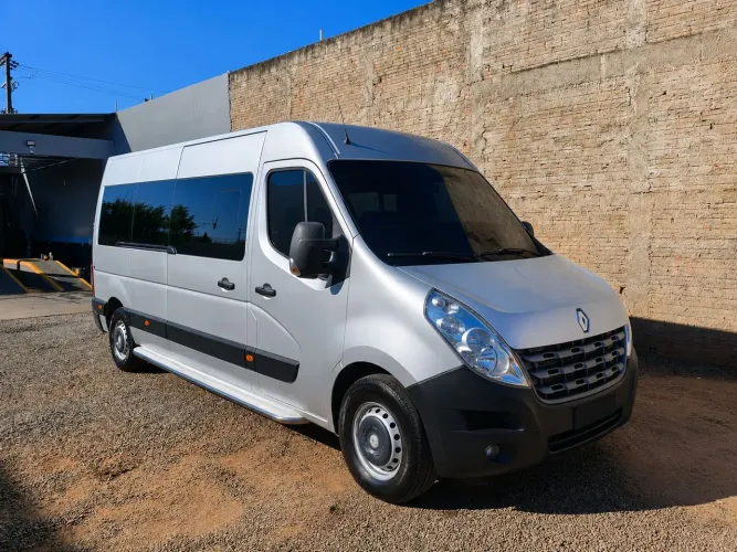 Renault Master 2.3 DCI Executive Longo 16L Dies 2014