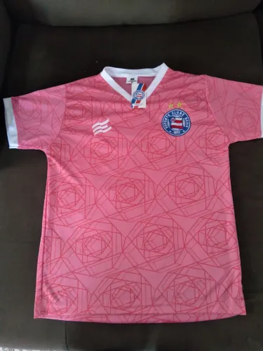 Camisa Esporte Clube Bahia,esquadrão tamanho M edição outubro Rosa nova na etiqueta