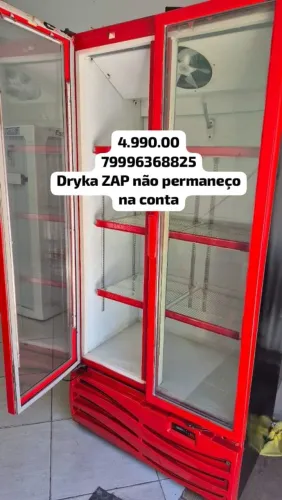 Expositor duas portas auto serviço