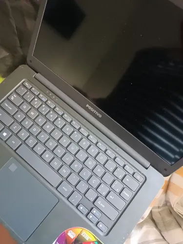 Notebook Positivo 
