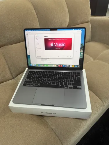 MacBook Air M3 novo na garantia Apple + acessórios