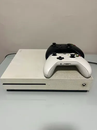 Xbox One S