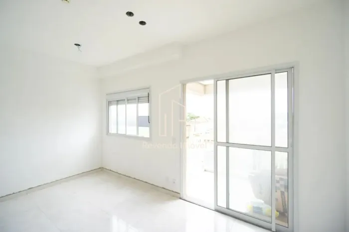 Apartamento à venda na Penha de França, São Paulo-SP: 1 quarto, 1 suíte, 1 vaga, 31m²!