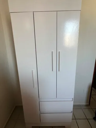 Guarda Roupa