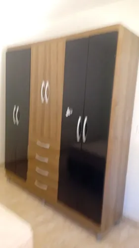 Vendo cama box e guarda roupa