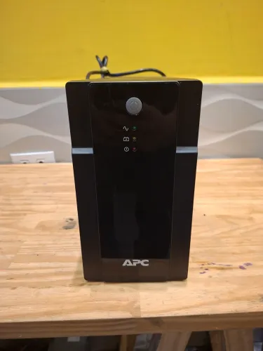 Nobreak 1200va Back-ups Entrada Bivolt Automatico Saída: Bvx1200bi-br Apc Cor Preto