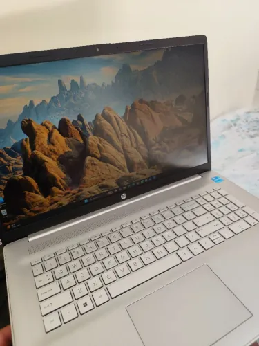 Notebook HP 17,3" | Intel Core i3 11ª Geração | SSD 477GB | 8GB RAM
