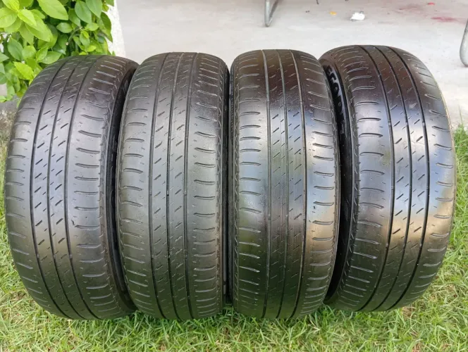 4 pneus 185/60/15 BRIDGESTONE ECOPIA