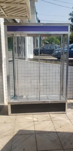 Estante de Vidro