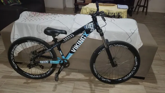 Bike vikingx tuff 25 Azul e preto
