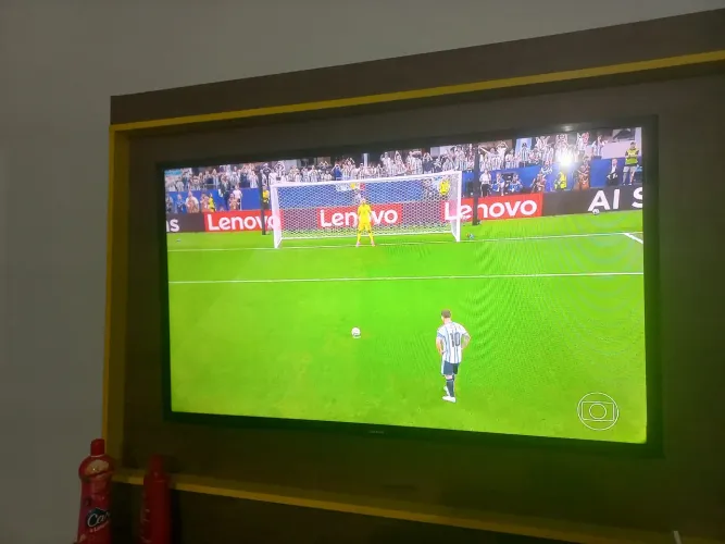 Tv Samsung smart 43 polegadas