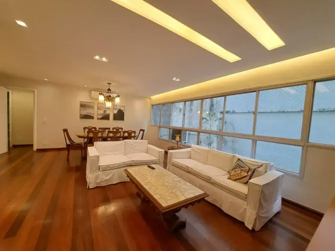 Apartamento Mobiliado com 4 Quartos no Leblon