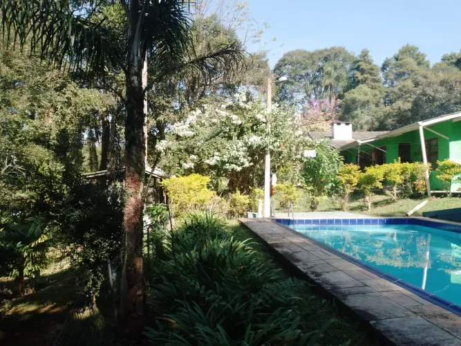 Excelente chácara a venda ou locação em Itapecerica da Serra - SP