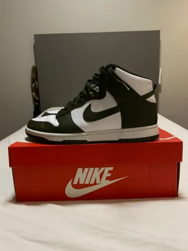 Dunk High Green Cargo Khaki
