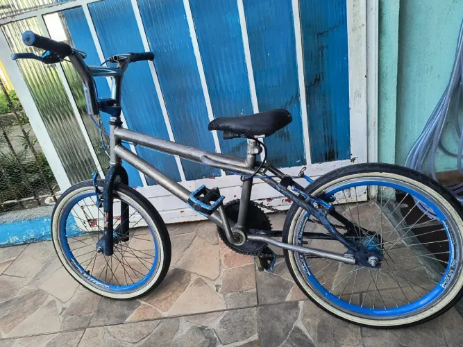 2 BICICLETAS BMX ARO 20