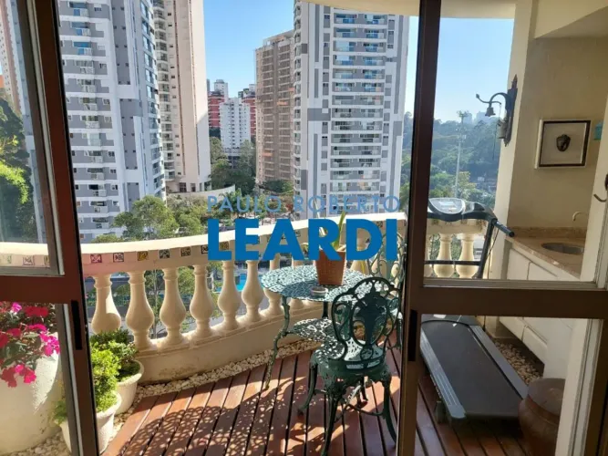 APARTAMENTO - VILA ANDRADE - SP