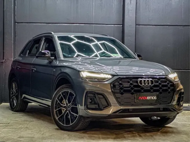 Audi Q5 S-line Black 2.0 TFSI Quat. S-tronic 2024