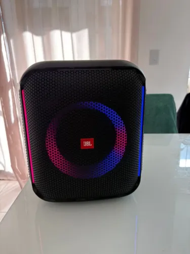 Caixa De Som Partybox Encore Com 2 Microfone Jbl Preta<br>R$ 2.650,00<br>Mercado Livre<br>(3k+)