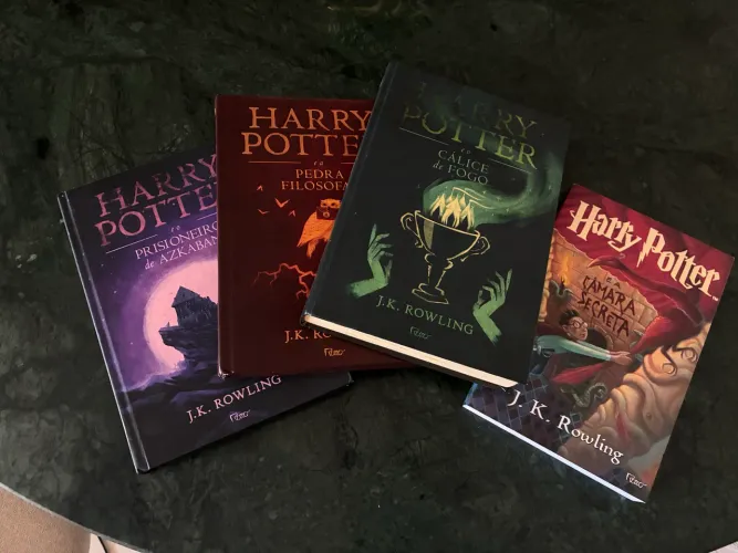 Harry potter 1,2,3 e 4 (Pedra filosofal, Prisioneiro de Azkaban, Cálice de fogo)