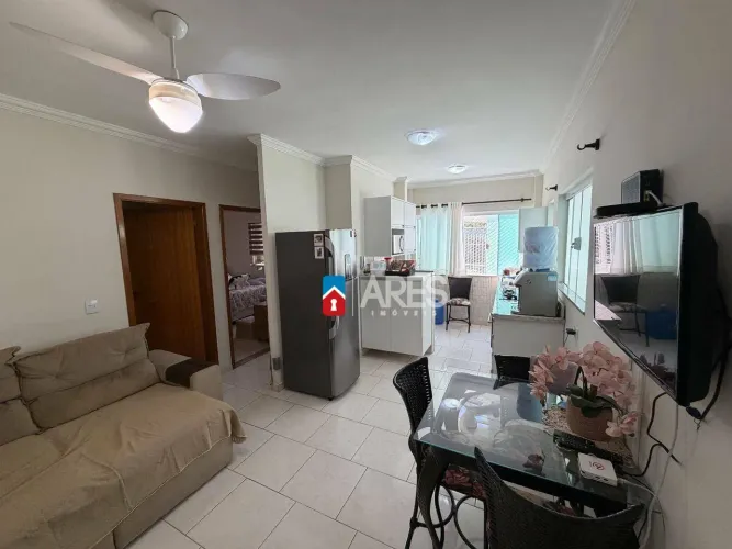 Apartamento Térreo com Quintal com 2 dormitórios à venda no Condomínio Carolina Egas, 54 m