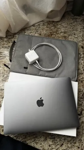 MacBook Air M1 Apple 256GB SSD | Completo com Caixa e Acessórios