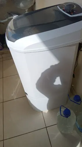 Vendo um tanquinho