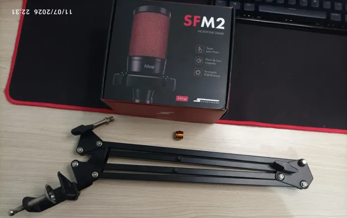 Microfone Fifine SFM2 superframe edition + Braço articulado.