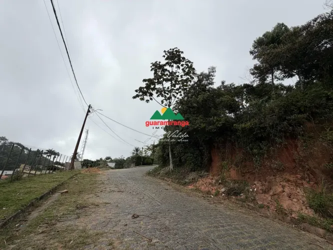 Terreno de 418,72m², ideal para a construção de uma pousada ou hotel, apenas 300
