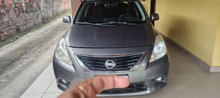 Nissan Versa SL 1.6 16V Flex Fuel 4P Mec. 2013