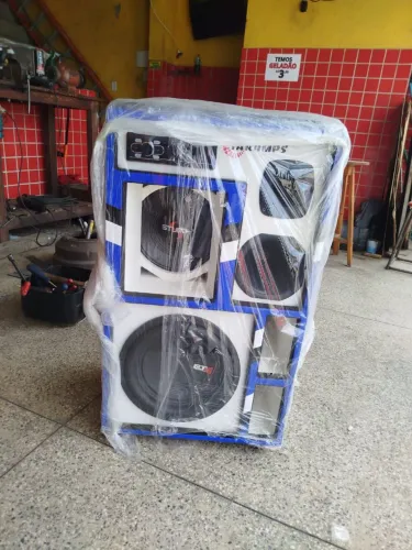 Caixa Bob vendo e troco por jogo de roda aro 17 ou 18 ou em algo do meu interesse