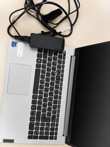 Notebook Lenovo IdeaPad 1 15IGL7 - R$ 1.100,00