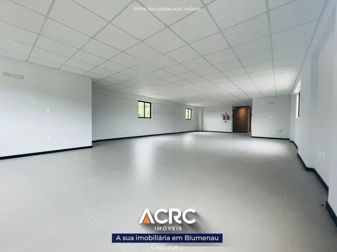 Sala comercial para locação no bairro Ponta Aguda em Blumenau | ACRC Imóveis