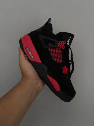 Vende-se Air Jordan 4 RED-THUNDER N40