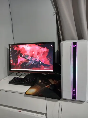 PC Completo Ryzen 5 5600X; RX 580; 16GB DDR4, SSD 520GB NVME
