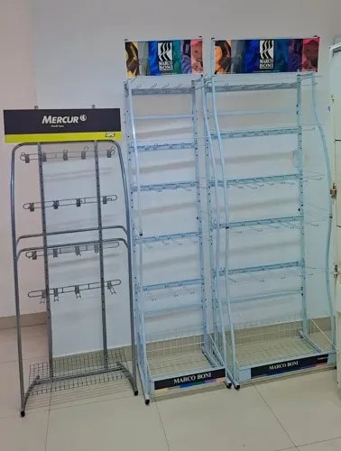 3 Displays desmontáveis para comércio - Ótimo estado