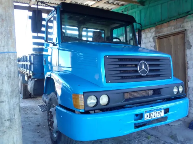 Vendo caminhão Mercedes 1620