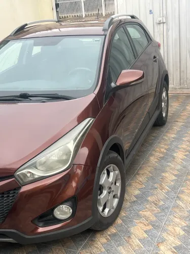 Hyundai HB20X Style 1.6 Flex 16V Mec. 2013