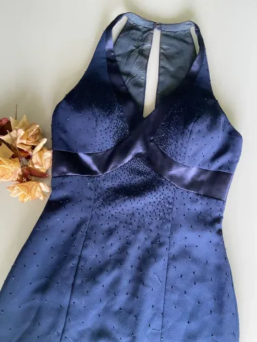 Vestido adulto de festa